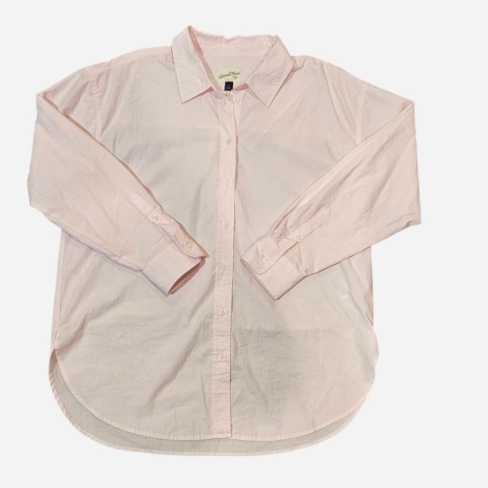 Universal Thread Women's Light Pink Button Down S… - image 1